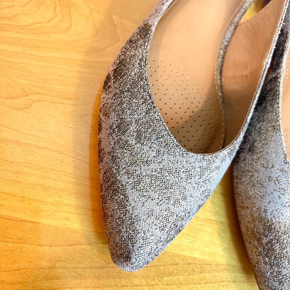 Corso Como Size 6.5 Gold Bronze Brown Beige Point Toe Slingback Flats Shoes - Picture 4 of 14